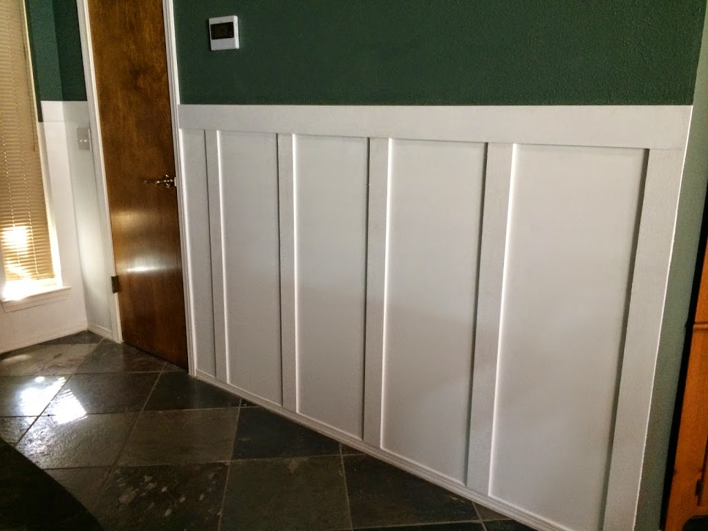 diy board and batten wainscoting 1