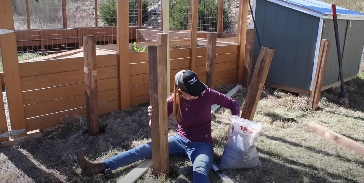 How to build a compost bin step 3